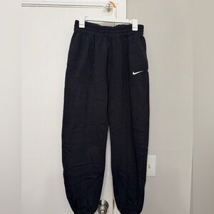Nike Women’s Black Jogger Pants S